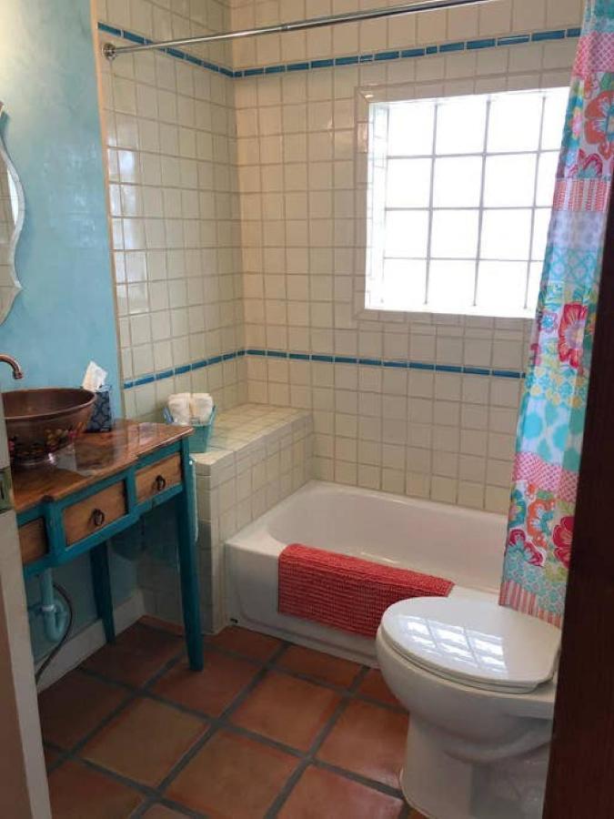 El Viejo Adobe - Across From Sul Ross Campus Bed & Breakfast Alpine Eksteriør bilde